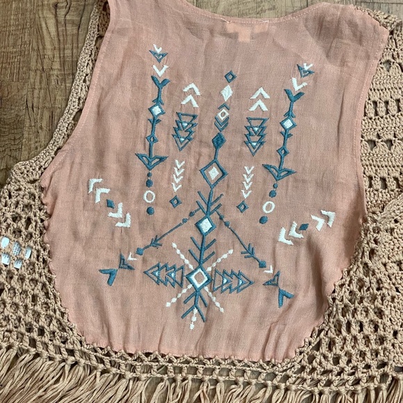 Kori light pink and blue Aztec inspired fringe vest - Picture 7 of 12